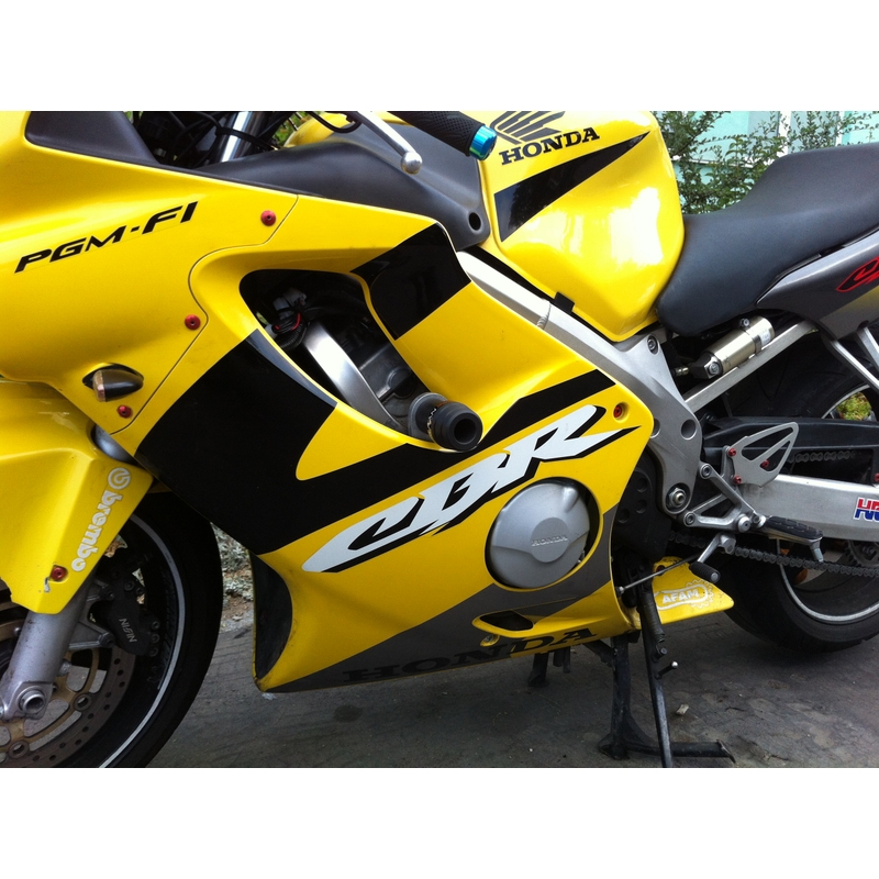 Honda CBR 600F (99-07) SANS MODIFICATION DU COUVERCLE Classique