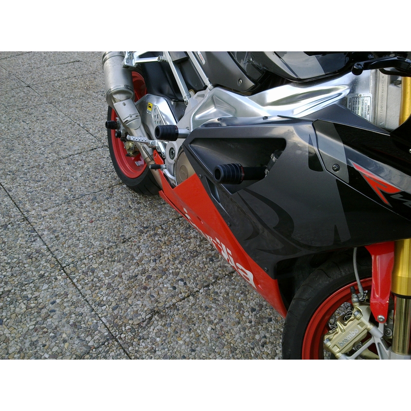 Aprilia RSV 1000 (06-09)  Conus
