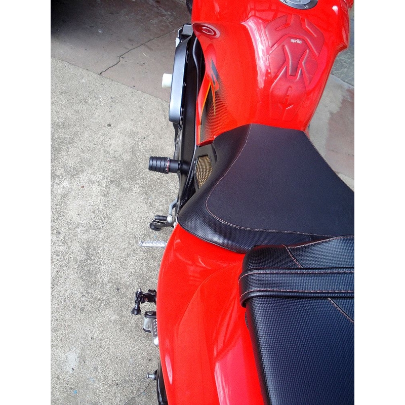 Aprilia TUONO 1000 (02-05) Flèche
