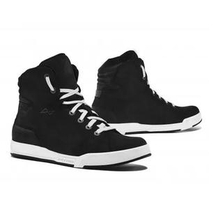 Bottes de moto Forma Swift Dry WP noires et blanches