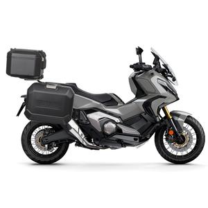 Kompletní sada černých hliníkových kufrů SHAD TERRA BLACK , 37L topcase 47L/47L boční kufry, včetně montážní sady a plotny SHAD HONDA X-ADV 750