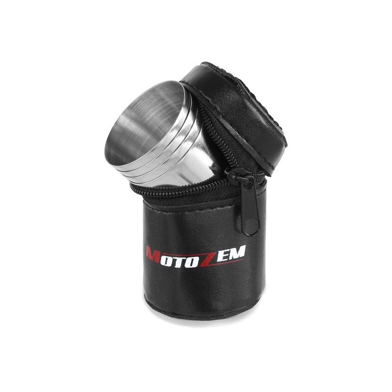 Série de photos avec l'étui MotoZem