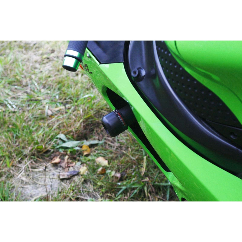 Kawasaki ZX-6R (05-06) avec modification du carénage Gatling