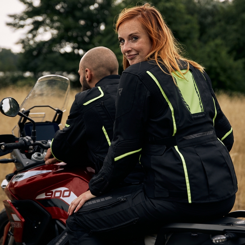 Veste moto pour femme Rebelhorn Hiker III noir-jaune fluo soldes