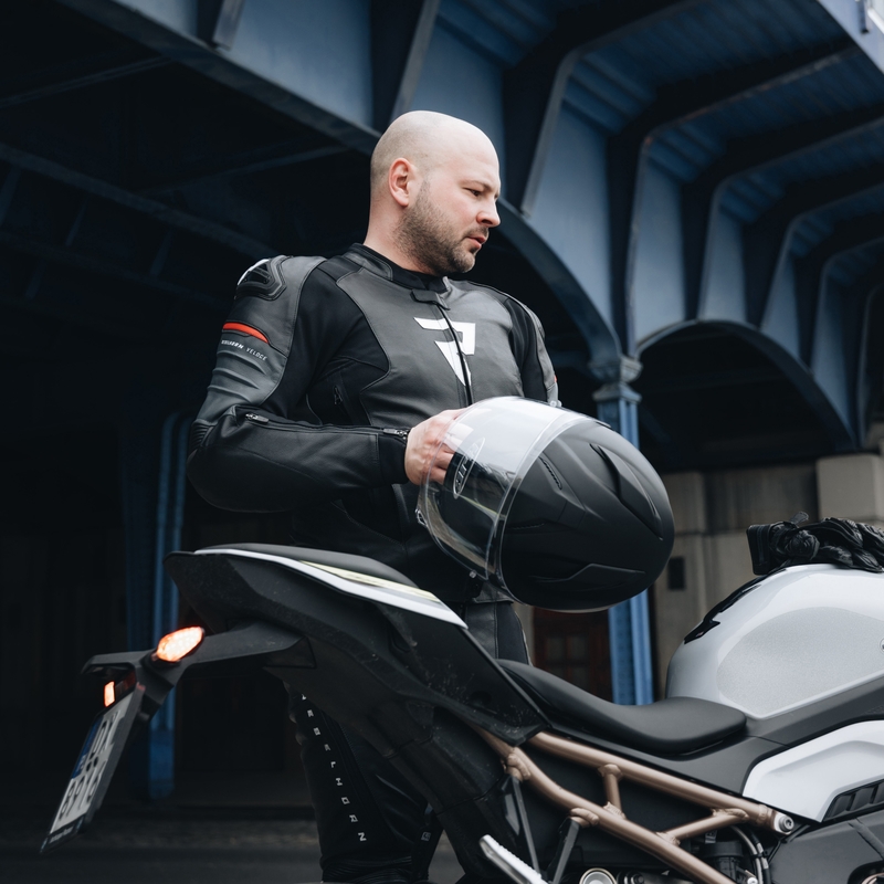 Veste de moto en cuir Veloce noir et rouge fluo de Rebelhorn