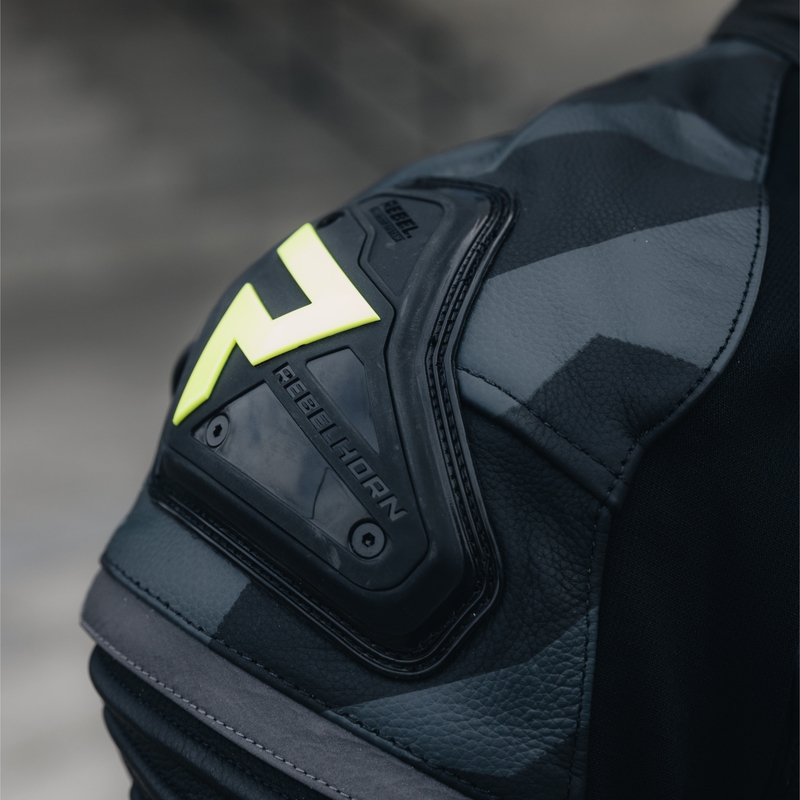 Veste de moto en cuir noir et jaune fluo Rebelhorn Vandal soldes
