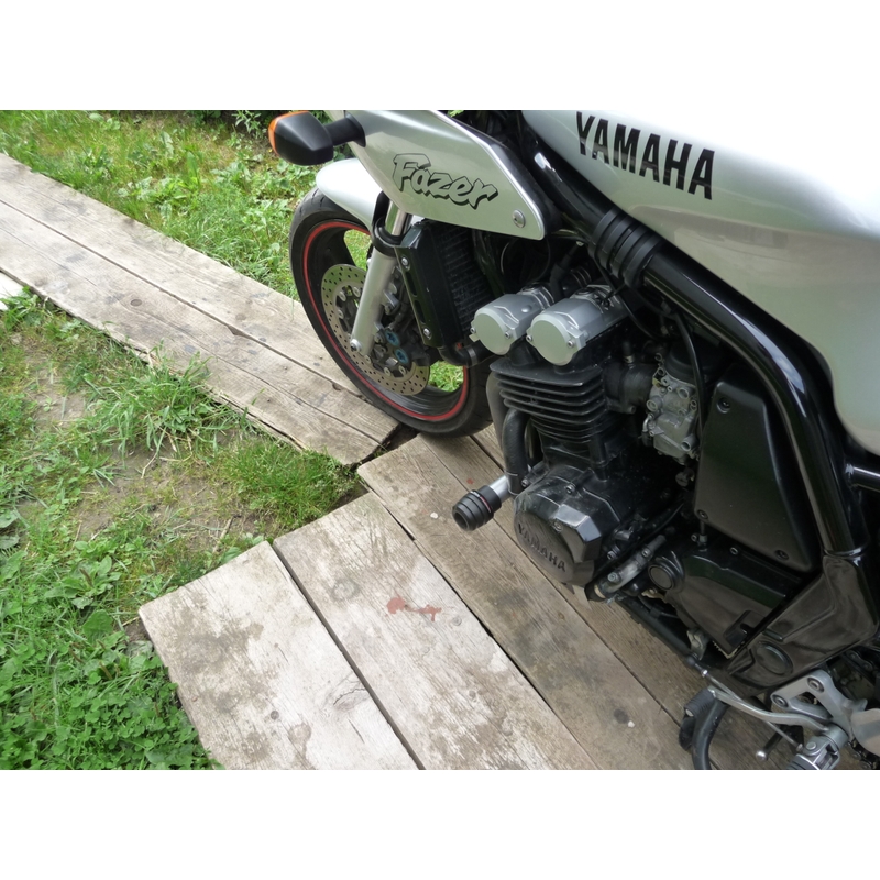 Yamaha FZS 600 (98-03) Classique