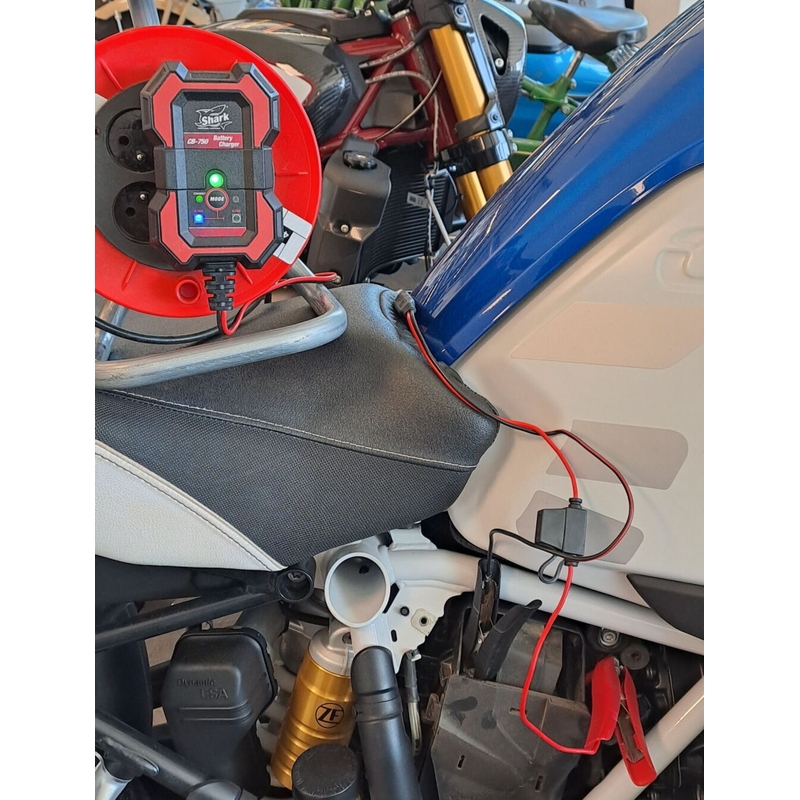 Chargeur intelligent SHARK CB-750