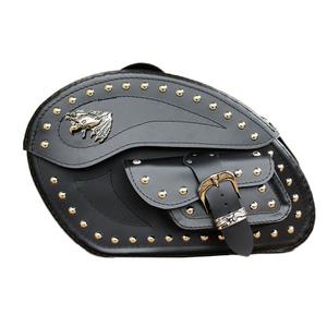 Sacoches moto en cuir RSA S262 noir avec rivets 26 l