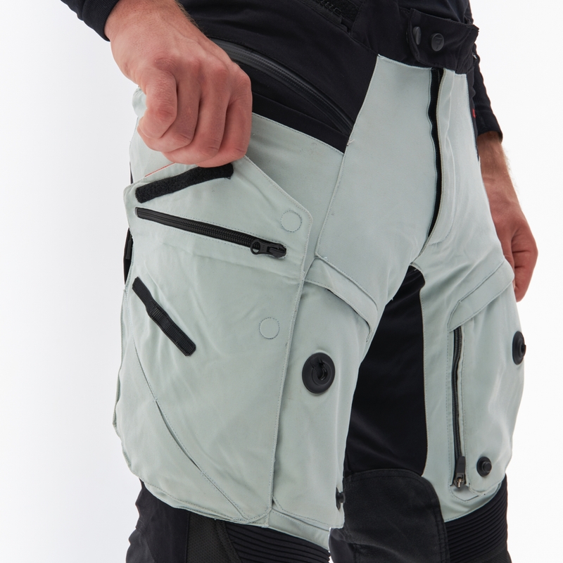 Pantalon moto Rebelhorn Range gris-noir-rouge