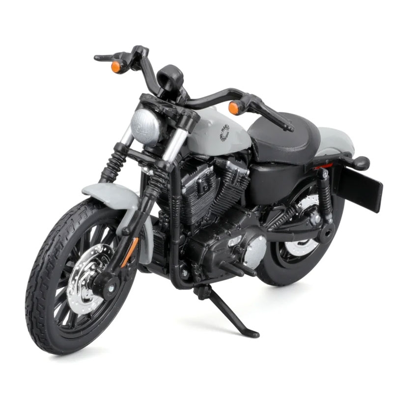 Maisto Harley Davidson 2022 Sportster® Iron 883™ 1:18