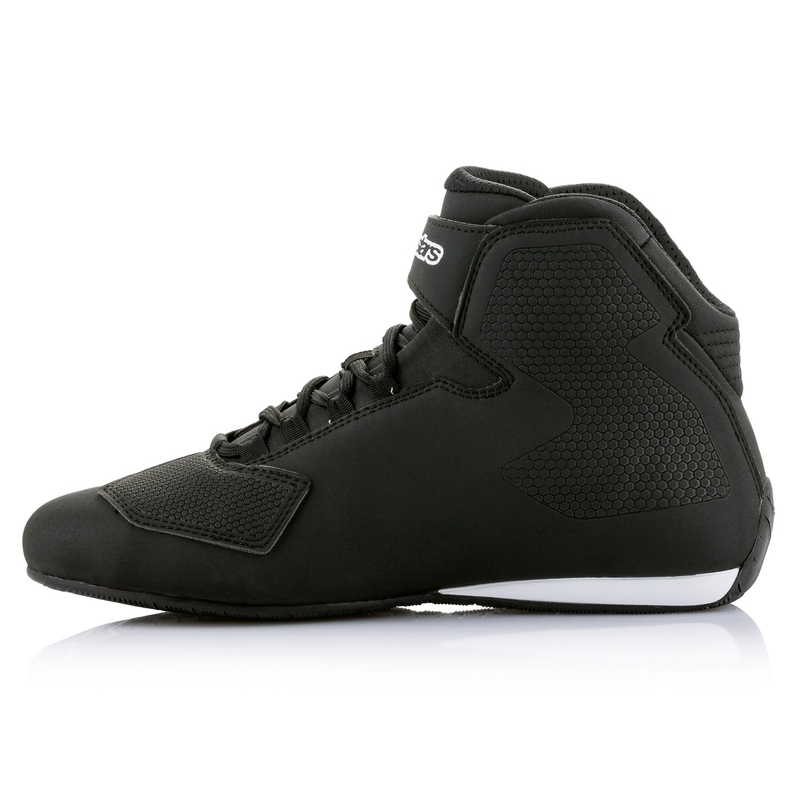 Bottes de moto Alpinestars Sector noires et blanches