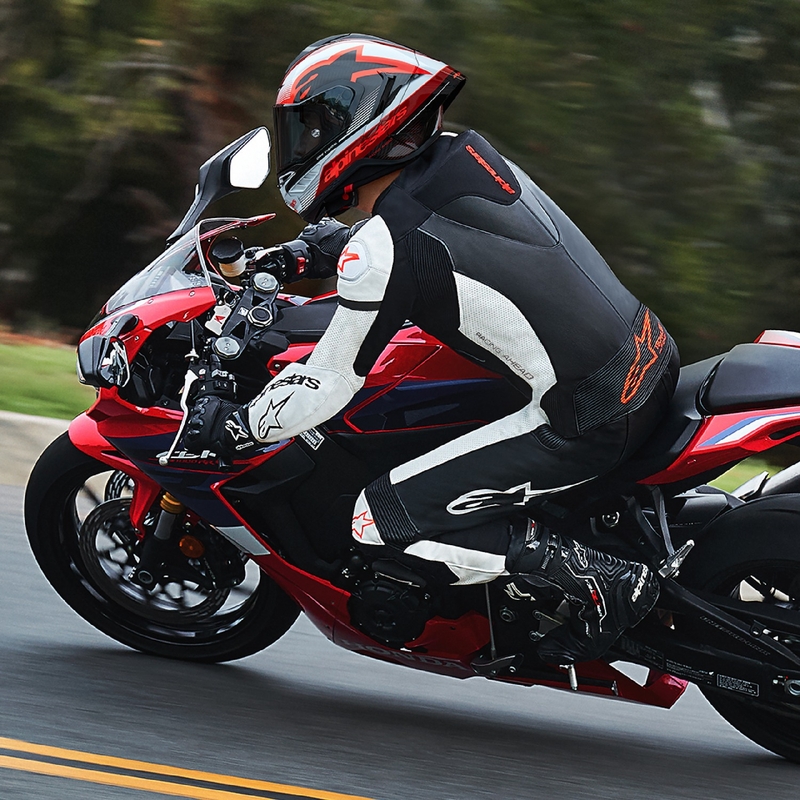 Alpinestars GP Force Lurv combinaison moto une pièce en cuir rouge fluo-blanc-noir