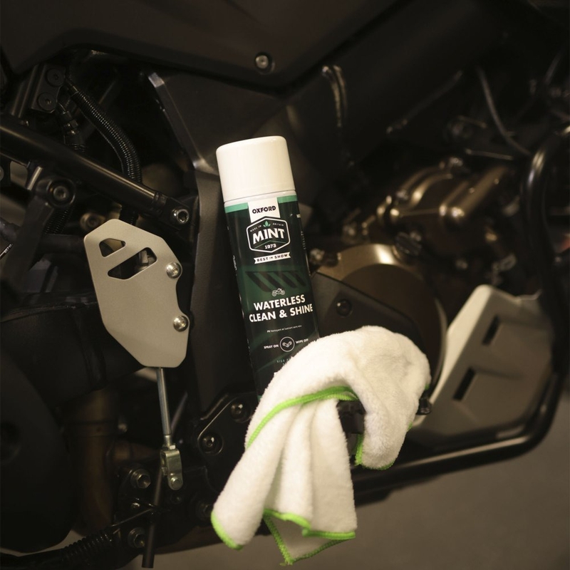 Nettoyant mousse et polish (sans eau) MENTHE 500 ml