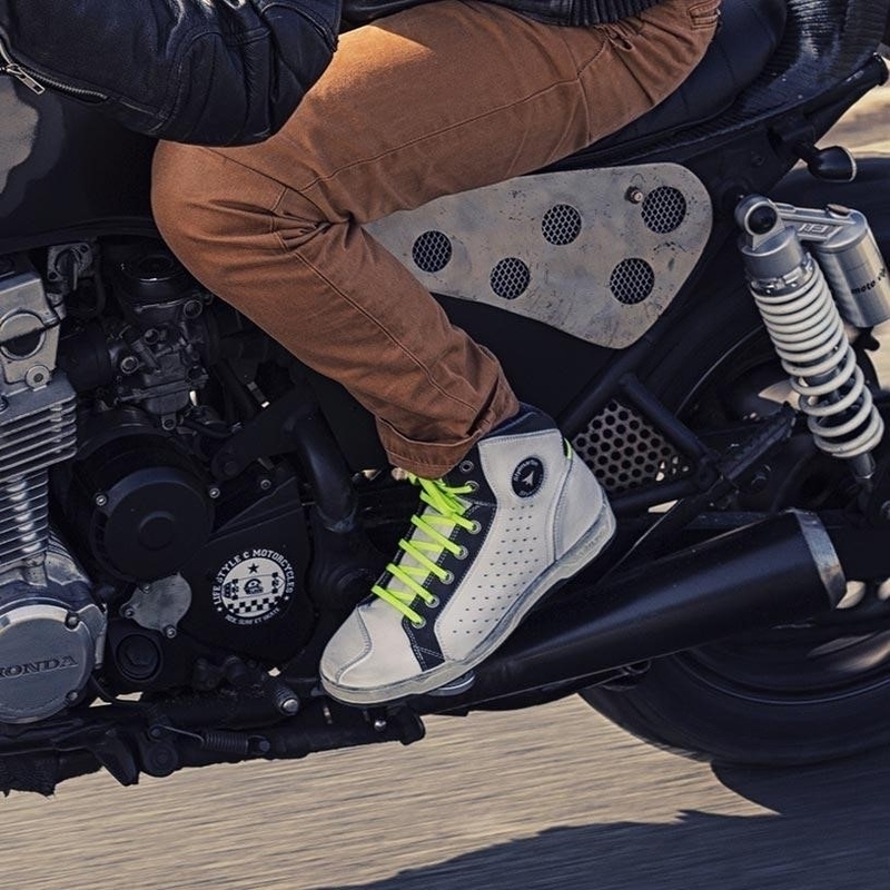 Bottes moto Stylmartin Sector blanches