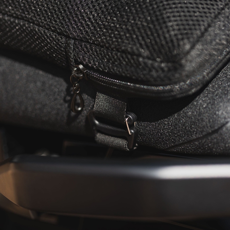 Siège passager Oxford Air Seat Pillion et coussin gonflable noir Enduro sur le siège passager