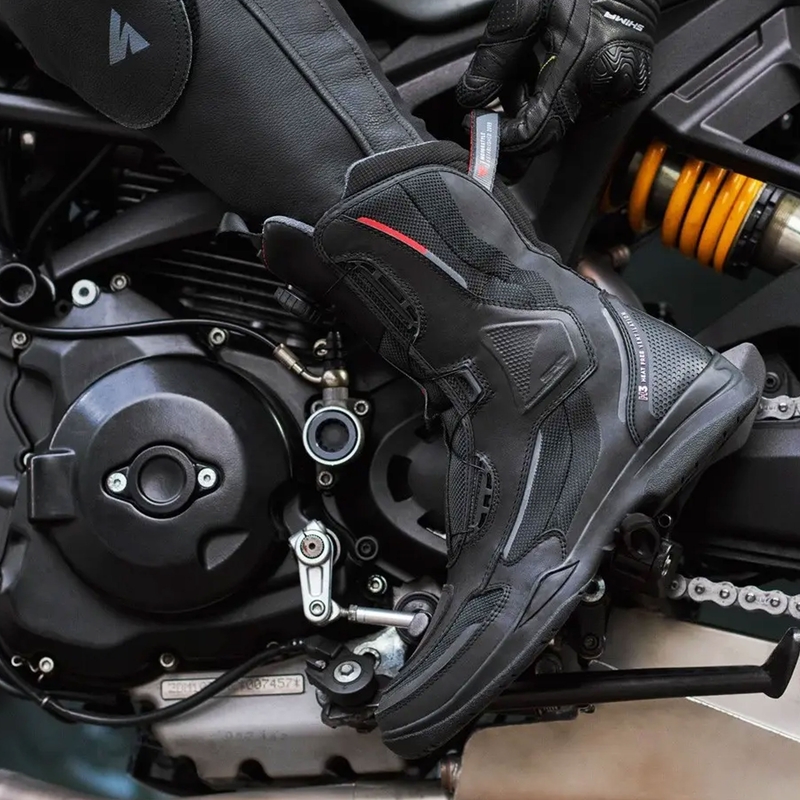 Bottes de moto Shima Strato noires