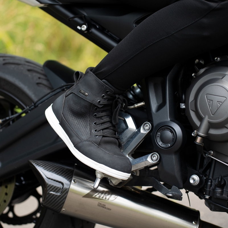 Bottes moto femme Oxford Kickback Air noir
