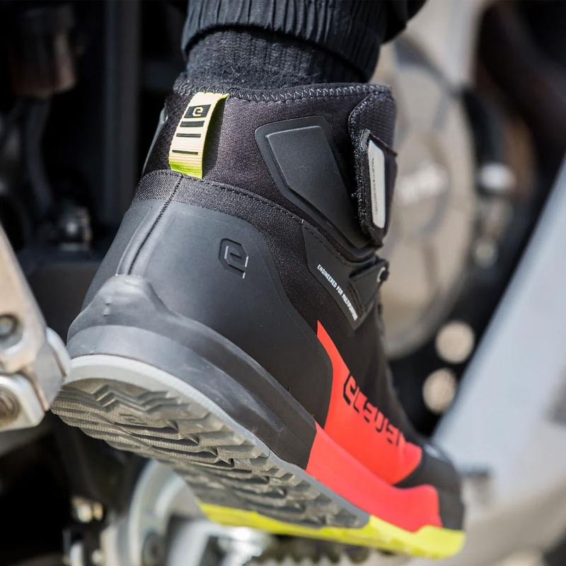 Bottes moto Eleveit STRATOS E-Dry noir-rouge