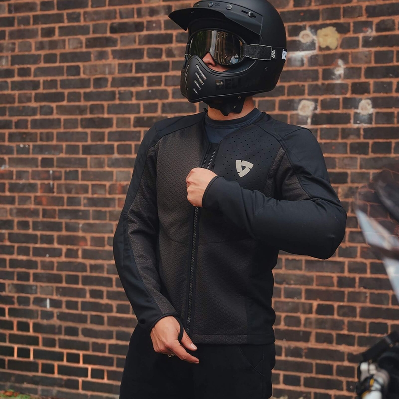 Revit Nucleus body protector black