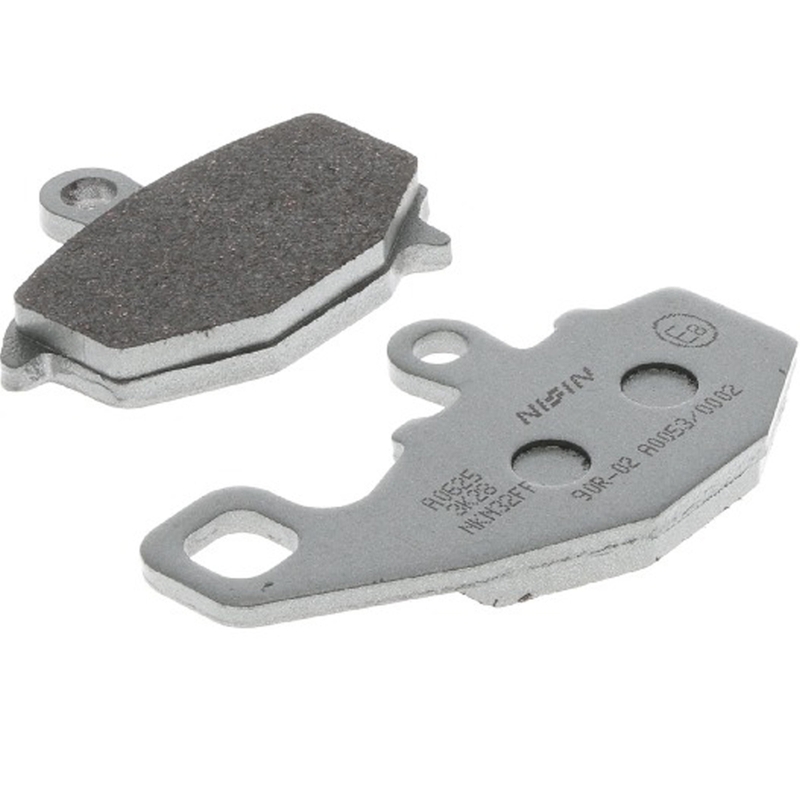 Plaquettes de frein NISSIN composé semi-métallique M501-407 2 pièces.