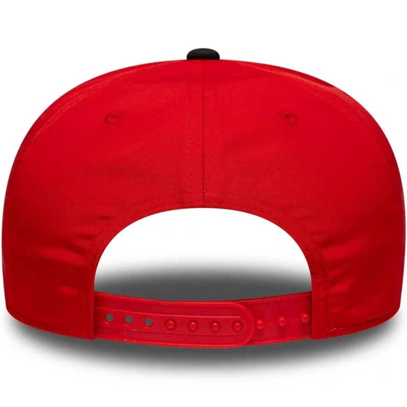 Casquette Ducati Corse 9SEVENTY avec logo rouge et noir