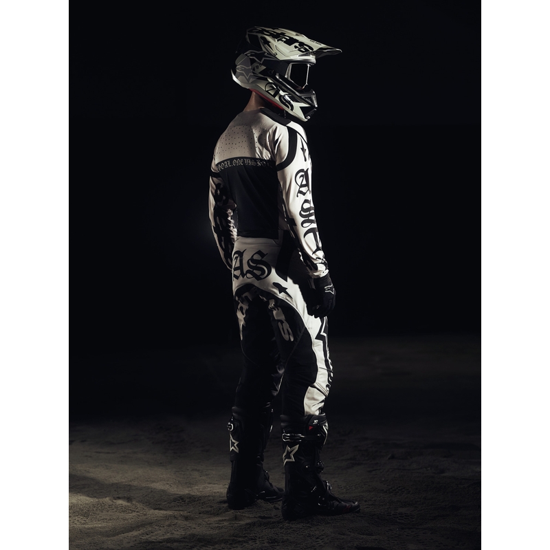 Casque de motocross Alpinestars Supertech S-M7 édition limitée Wolf Dust sable noir