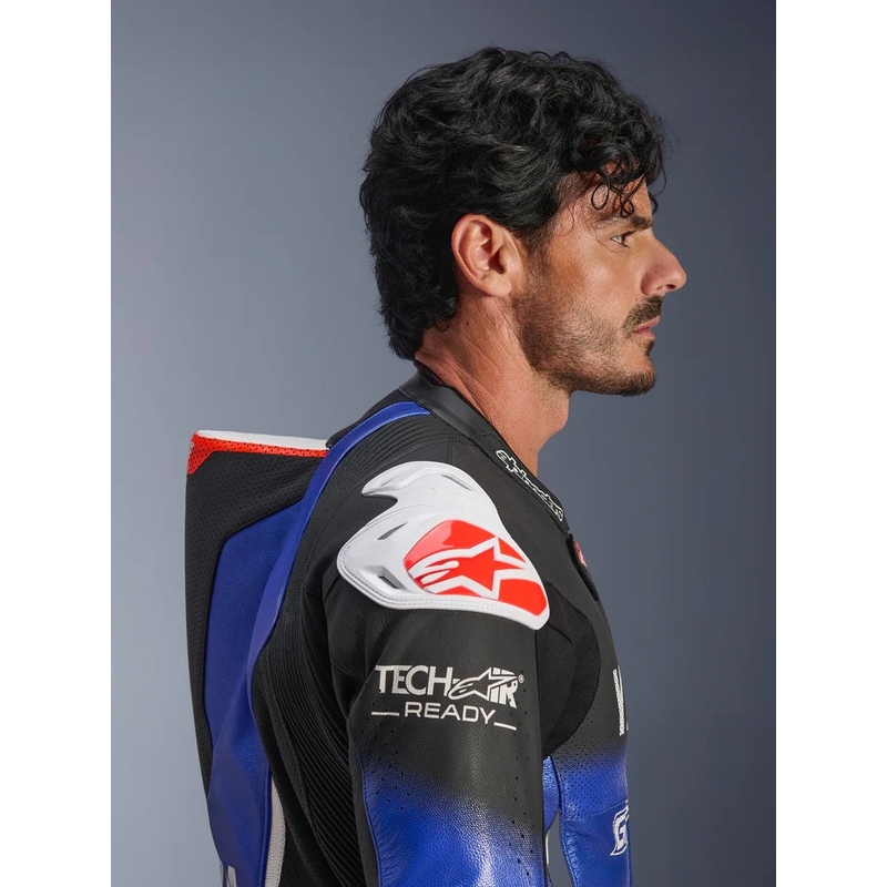 Combinaison de moto en cuir une pièce Alpinestars GP-R7 YAMAHA GYTR TECH-AIR, compatible avec les coloris bleu, noir, blanc et rouge.