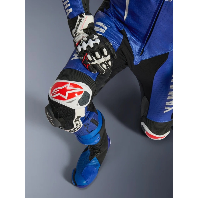 Combinaison de moto en cuir une pièce Alpinestars GP-R7 YAMAHA GYTR TECH-AIR, compatible avec les coloris bleu, noir, blanc et rouge.