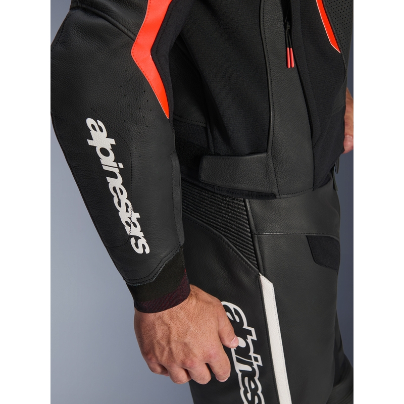 Blouson de moto en cuir Alpinestars GP Force V2 noir-rouge fluo-blanc