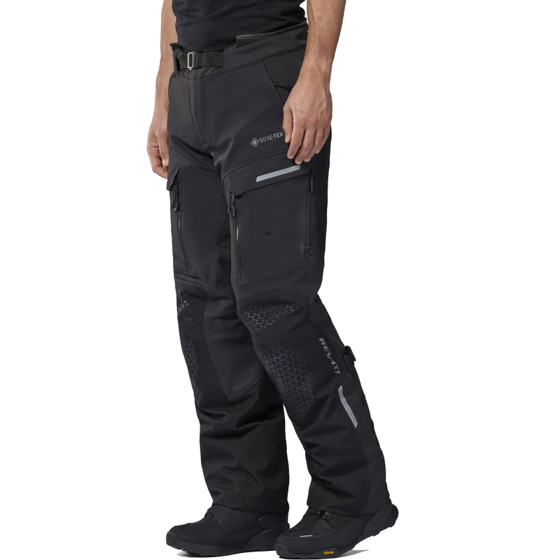 Short de moto noir Revit Defender 4 GTX